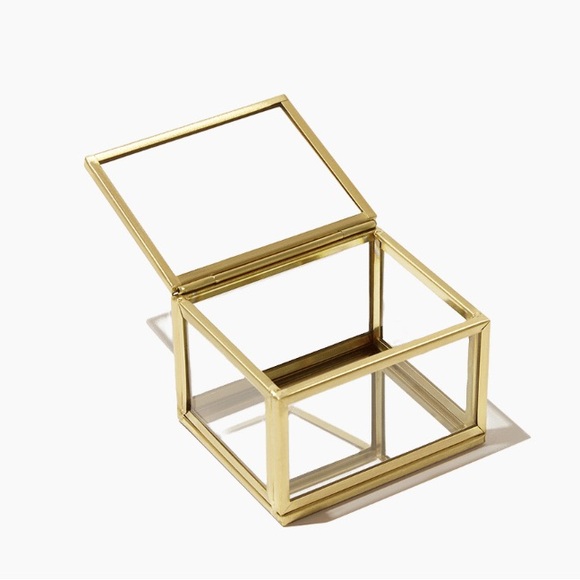 🌸 Ettika Mini Ring Jewelry & Display Box Gold Tone 🌸 - Picture 2 of 3